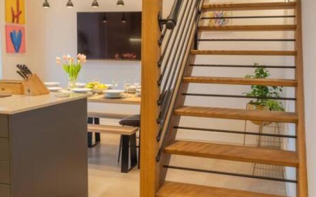 Escape 2 Unwind At The Parade Accommodates 10