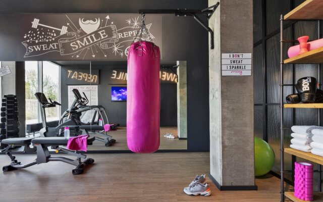 Moxy Copenhagen Sydhavnen