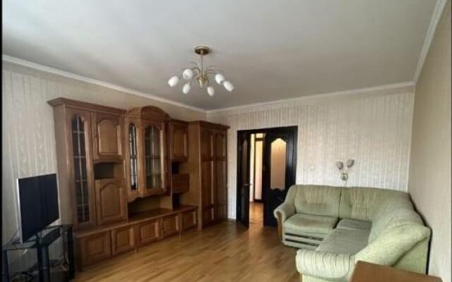 On Pavshinsky Boulevard 5