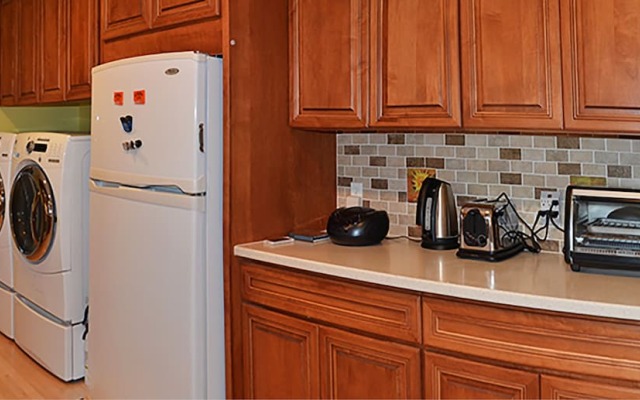 Canyon Inn - Downtown Los Alamos