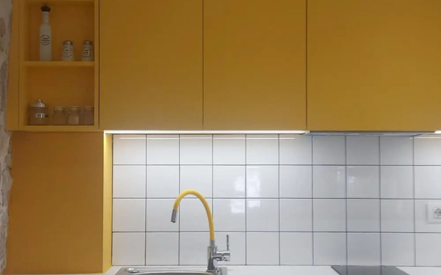 Bracket in Heraklion