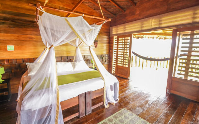 Hotel On Vacation Amazon