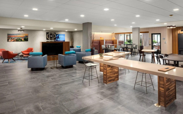 Courtyard by Marriott Seattle Northgate