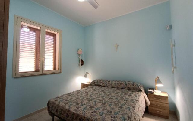 Snug holiday home in Pachino with a balcony/terrace