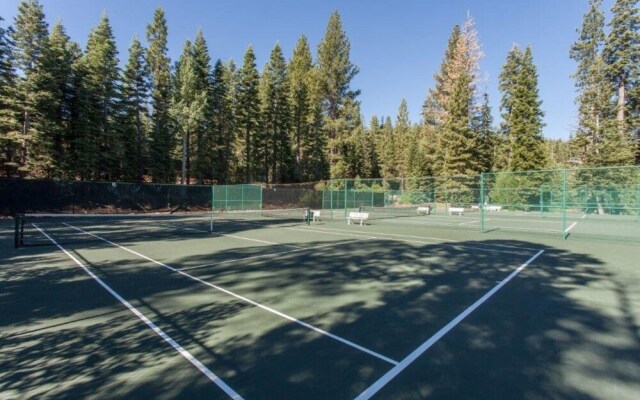 Archie's Bungalow by Tahoe Mountain Properties