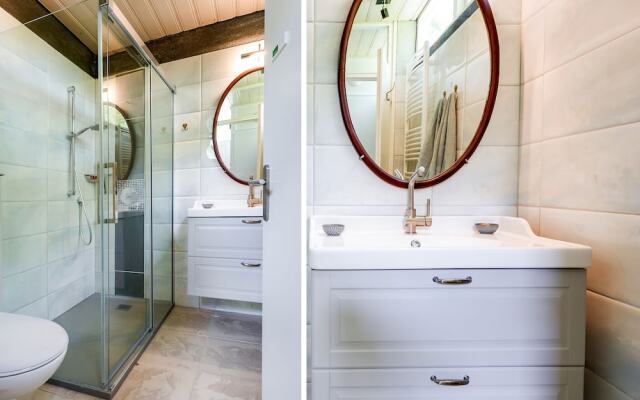 Cozy Holiday Home in Kortgene near Lake Veerse