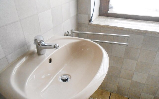 Nice Apartment in Medebach-düdinghausen With 1 Bedrooms and Wifi