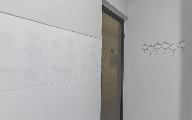 RedDoorz Plus @ Bukit Cinta Street