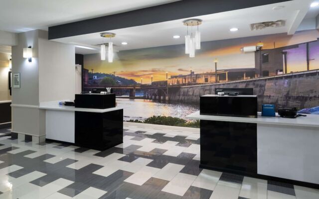 La Quinta Inn & Suites Prattville