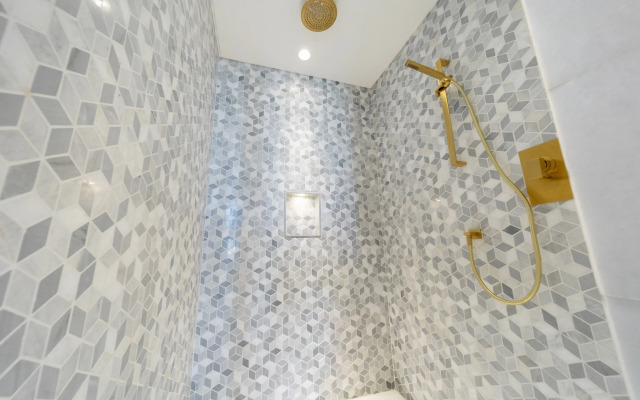 EDEN'S Homes & Villas - FIVE Residences