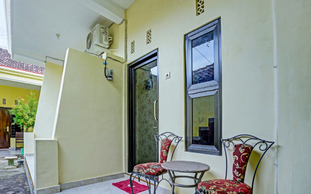 OYO 3214 Puri Amalia