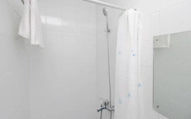 Sky Inn Persatuan 13 Jakarta