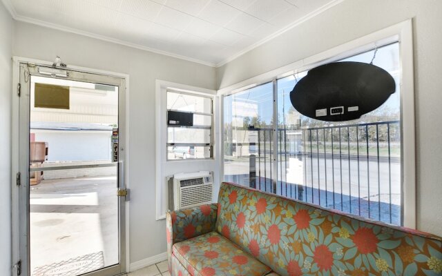 OYO Hotel McAlestar OK S Main St