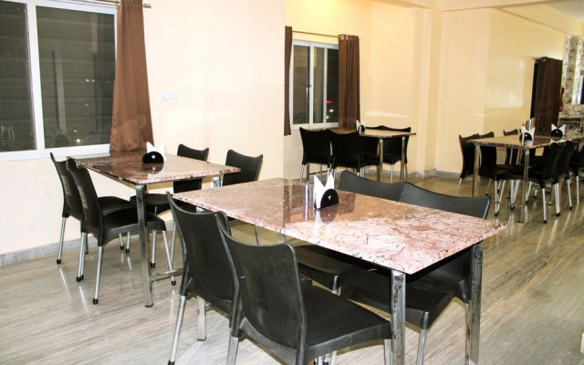 Maruti Group of Hotels - Hotel Shri Naman