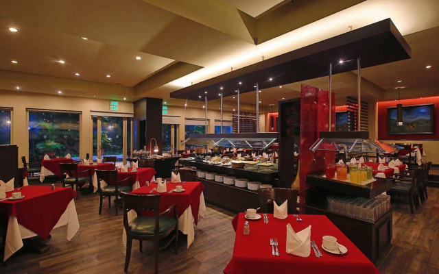 Real InterContinental San Salvador at Metrocentro Mall by IHG