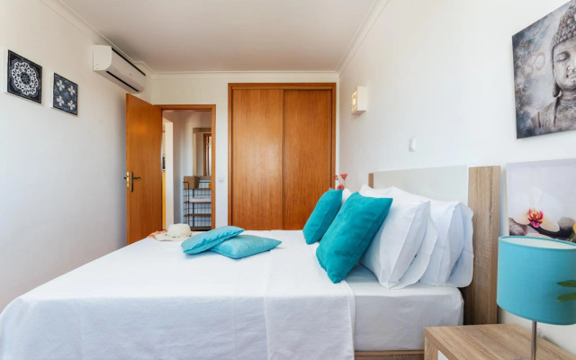 sunny apartment with sea view