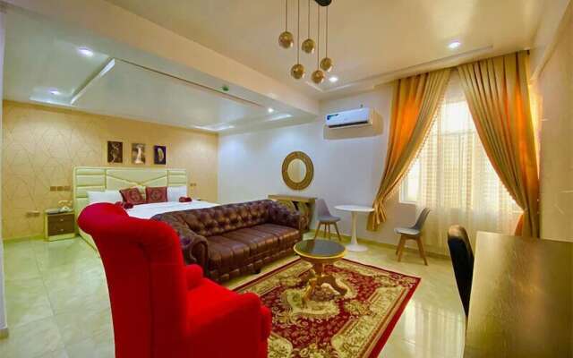 Hogis Luxury Hotel