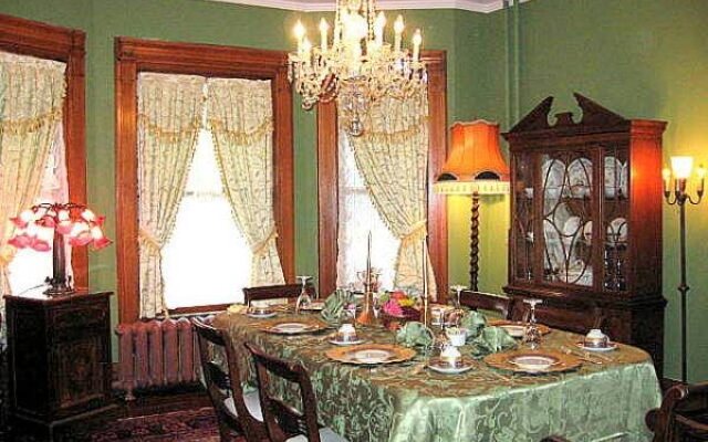 A Moment in Time Bed & Breakfast
