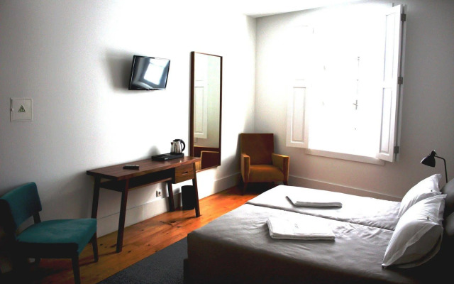 Trovador City Guest House