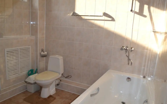 Guest Complex Edelweiss