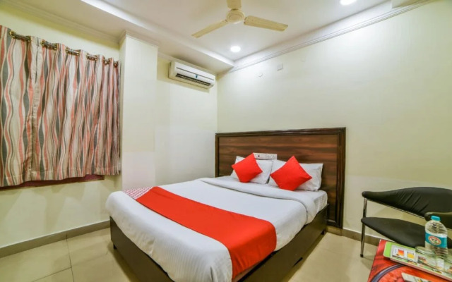 Surya Teja Residencyby OYO Rooms