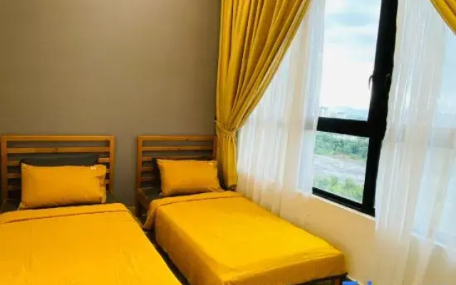 Icon2 Condo in IOI City Mall Putrajaya, Pool View