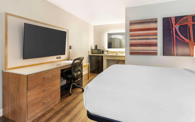 Best Western Plus Rancho Cordova Inn