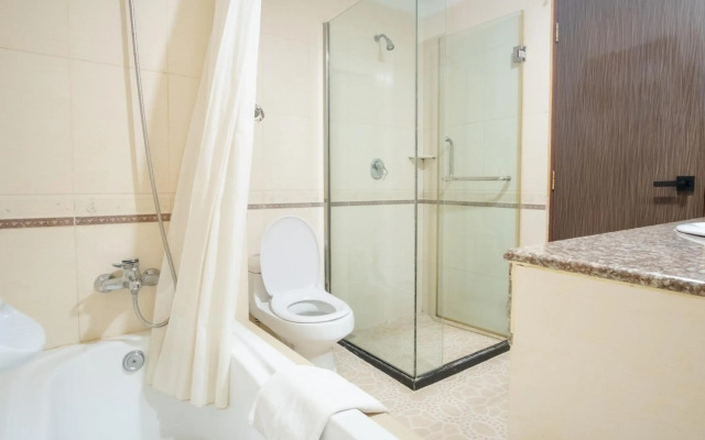 Golden View Hotel