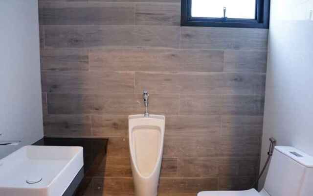 J & L Residence and Spa