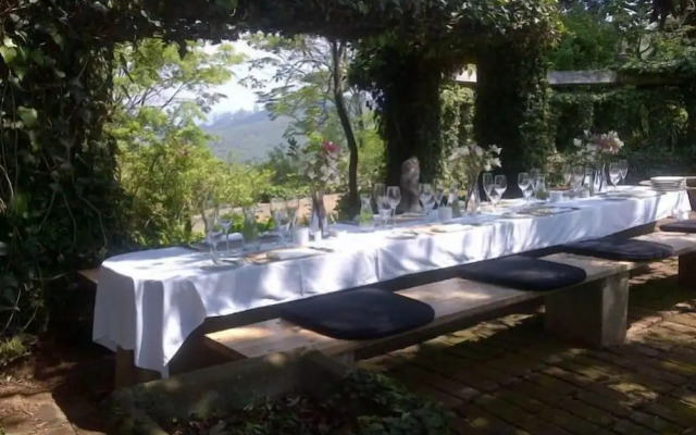 Kings Walden Garden Manor