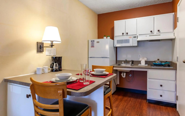 Suburban Studios Albuquerque Midtown - University