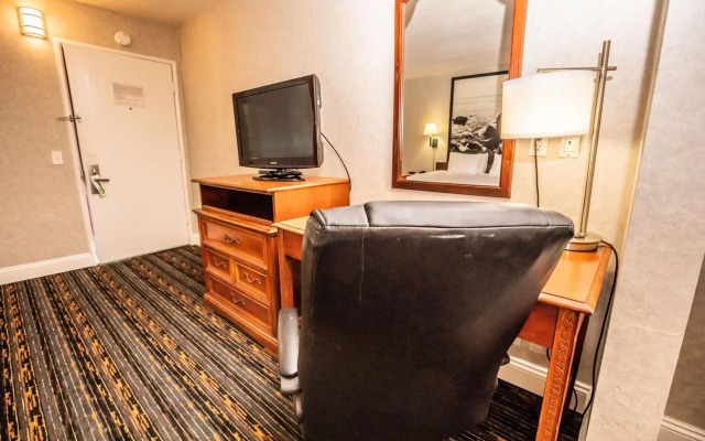 Pelican Inn Monterey