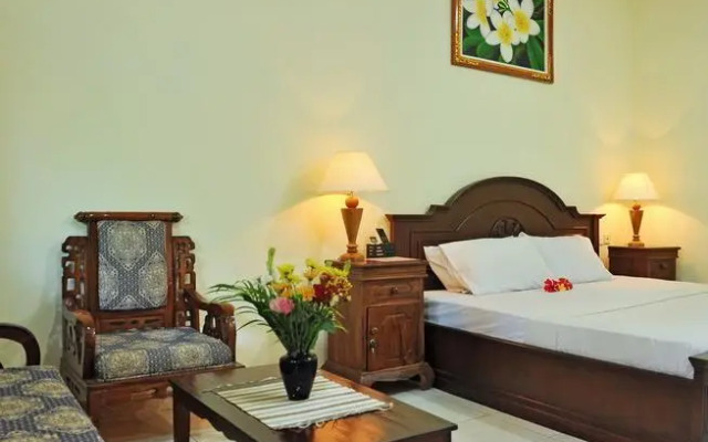 巴厘岛普里羽婆罗金巴兰酒店(Puri Dewa Bharata Jimbaran Bali)