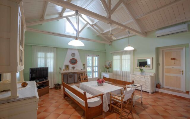 Beautiful mini eco farmhouse