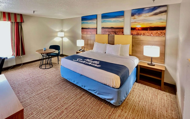 Days Inn by Wyndham Rayne/Crowley