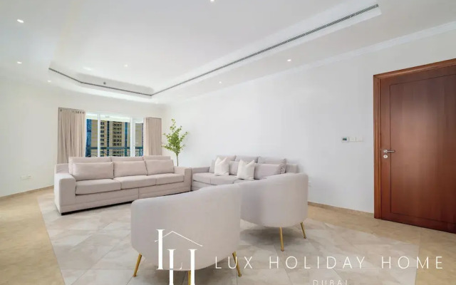 LUX The Al Seef Marina Suite 2