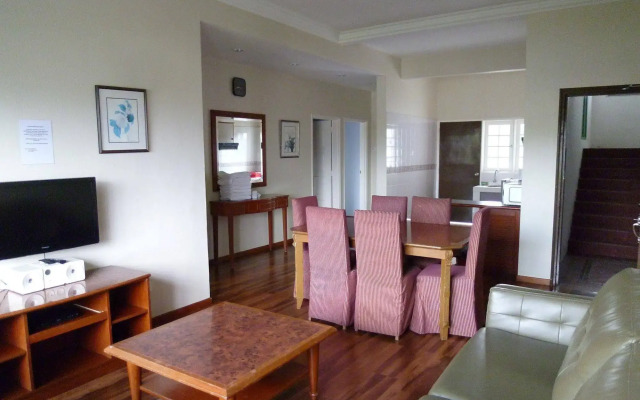 Greenhill Apartment
