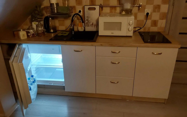 EL-JAR 2 Mieta Goralki