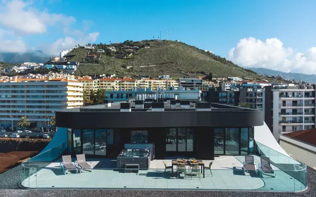 Majestic Penthouse View by Atlantic Holiday