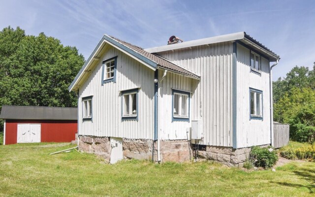 Nice Home in Hunnebostrand With 2 Bedrooms and Wifi