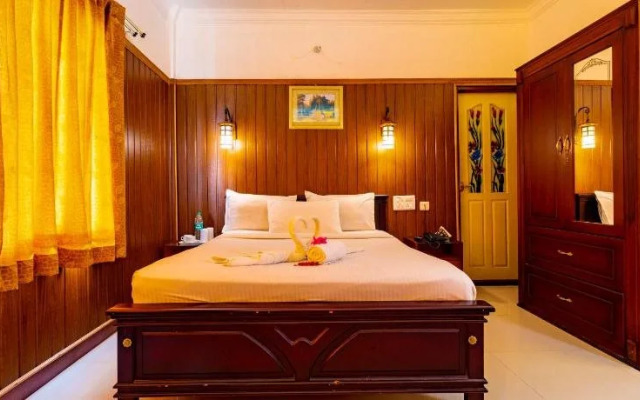 Mist Inn Resort