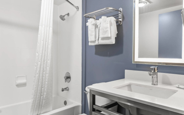 Quality Inn & Suites