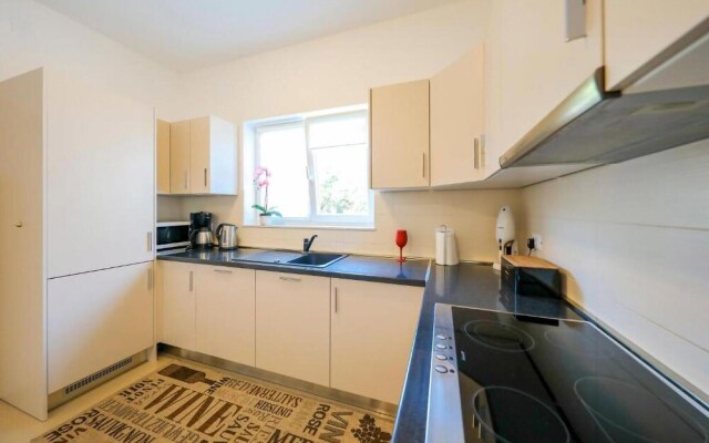 Amazing Home in Ist With 3 Bedrooms and Wifi