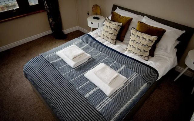 Karah Suites - Parliament Street