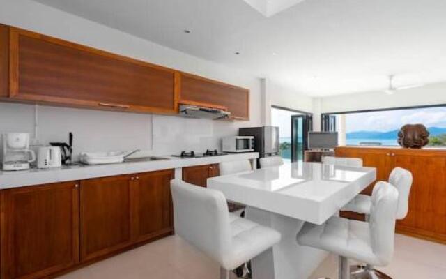 7 Bed Luxury Seaview Villas 5 mins beach