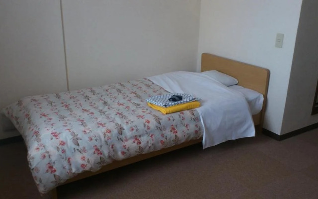 Business Hotel Plum Field