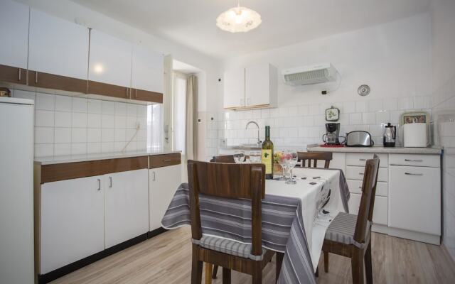 Apartments Crevatin Riva