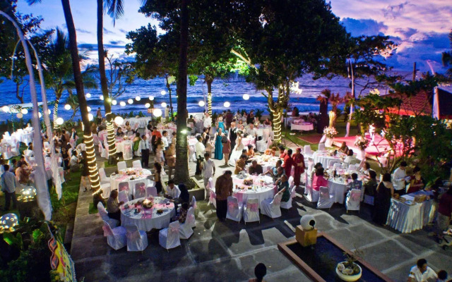 Legong Keraton Beach Hotel