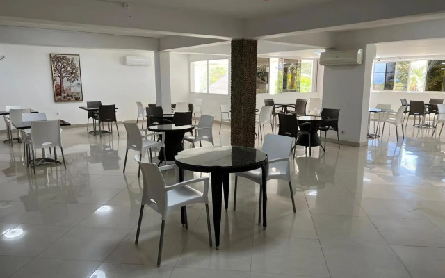 Hotel Wimbi Sun