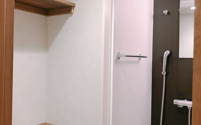 OHWA hostel minowa station